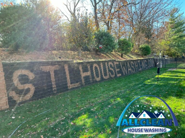 Retaining Wall Cleaning in St. Louis, MO